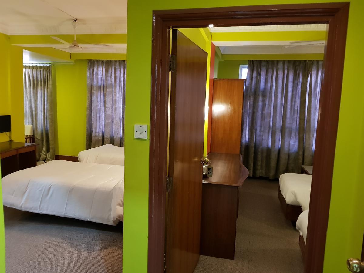 Harati Manor Inn Katmandu Zewnętrze zdjęcie