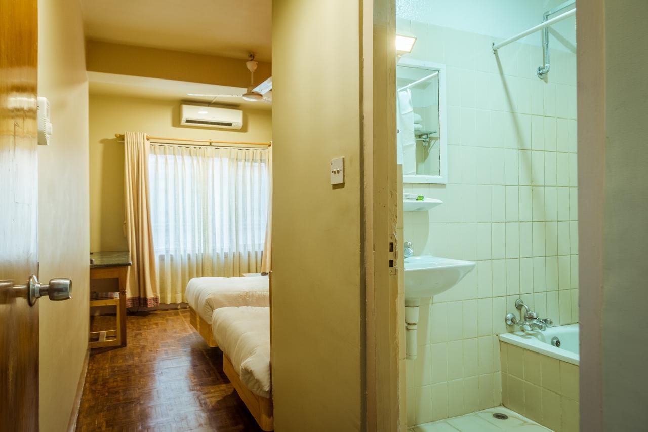 Harati Manor Inn Katmandu Zewnętrze zdjęcie