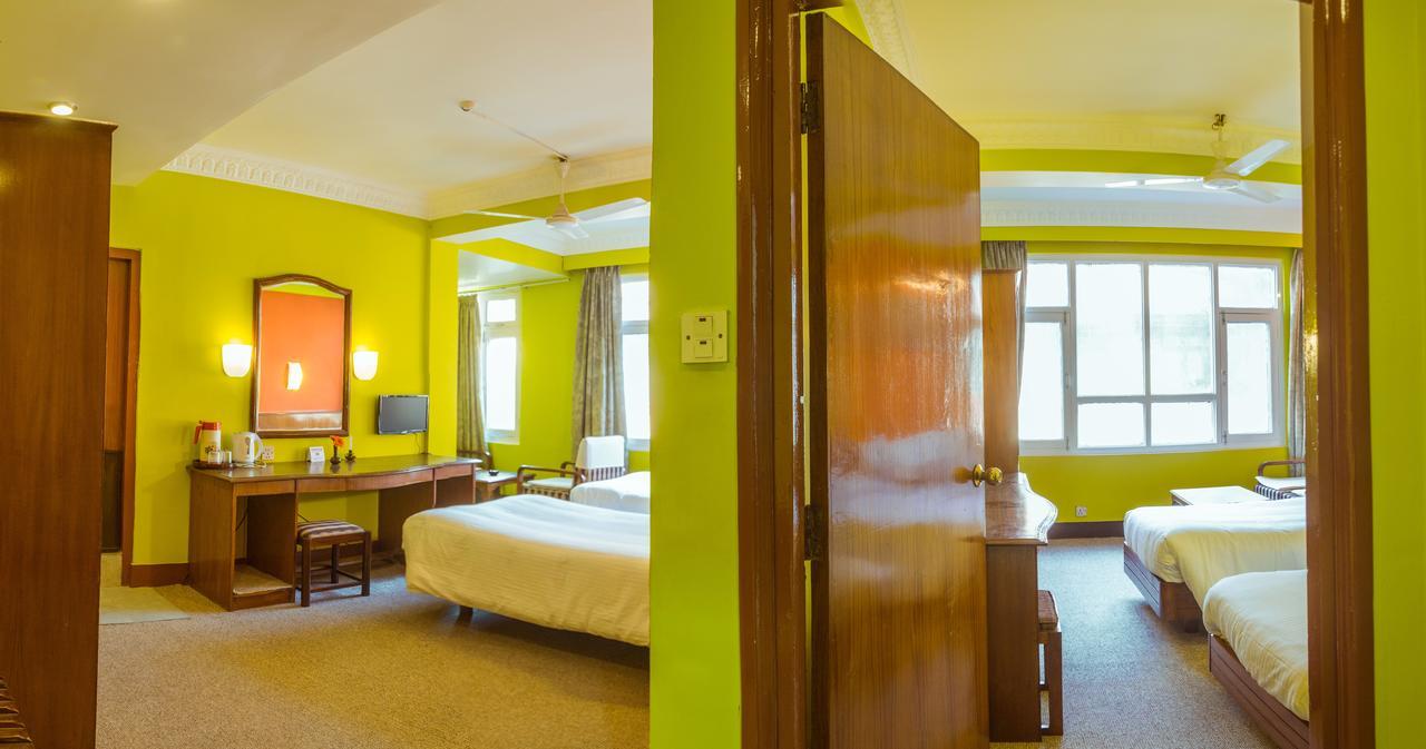 Harati Manor Inn Katmandu Zewnętrze zdjęcie