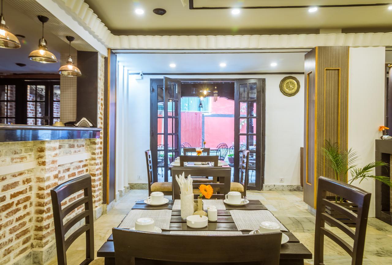 Harati Manor Inn Katmandu Zewnętrze zdjęcie